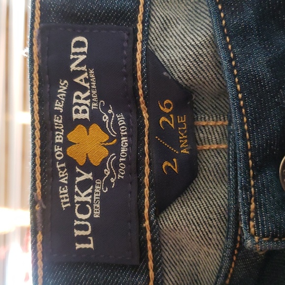 LUCKY BRAND Blue Jeans - Picture 1 of 8